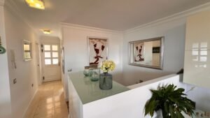 Dúplex adosado en esquina situado en una de las zonas más cotizadas del sur de Tenerife: Madroñal de Fañabé