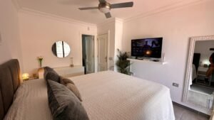 Dúplex adosado en esquina situado en una de las zonas más cotizadas del sur de Tenerife: Madroñal de Fañabé